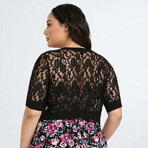 ➕Torrid〰️Black Lace Shrug〰️